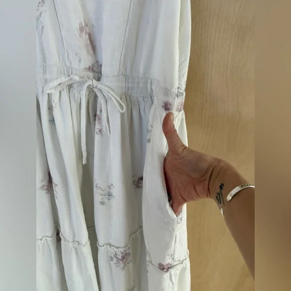 Splendid Livia Floral Split Neck Midi Dress - Picture 14 of 14